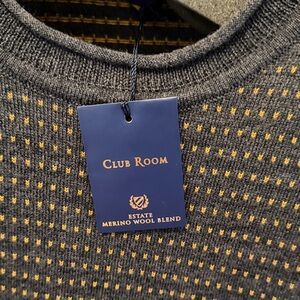 Nwt club room merino wool Crewneck Sweater in grey/yellow size M